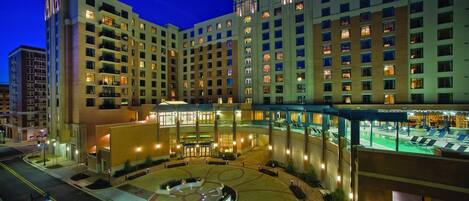 المنشأة من الخارج