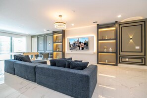 House | 15 bedrooms - Stunning Masterpiece 15 Ensuites (Kissimmee)