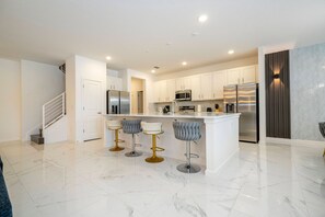 House | 15 bedrooms - Stunning Masterpiece 15 Ensuites (Kissimmee)