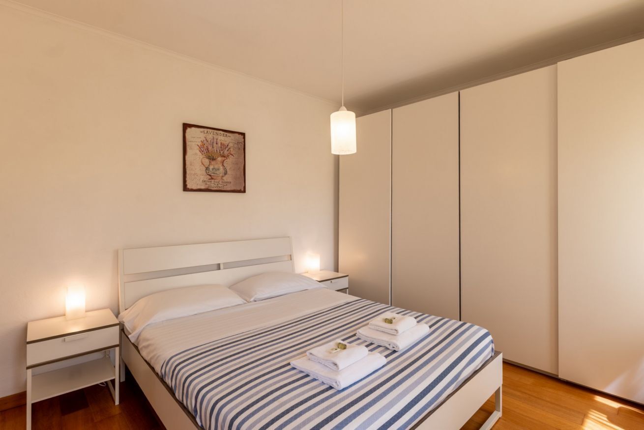 3 bedrooms, iron/ironing board