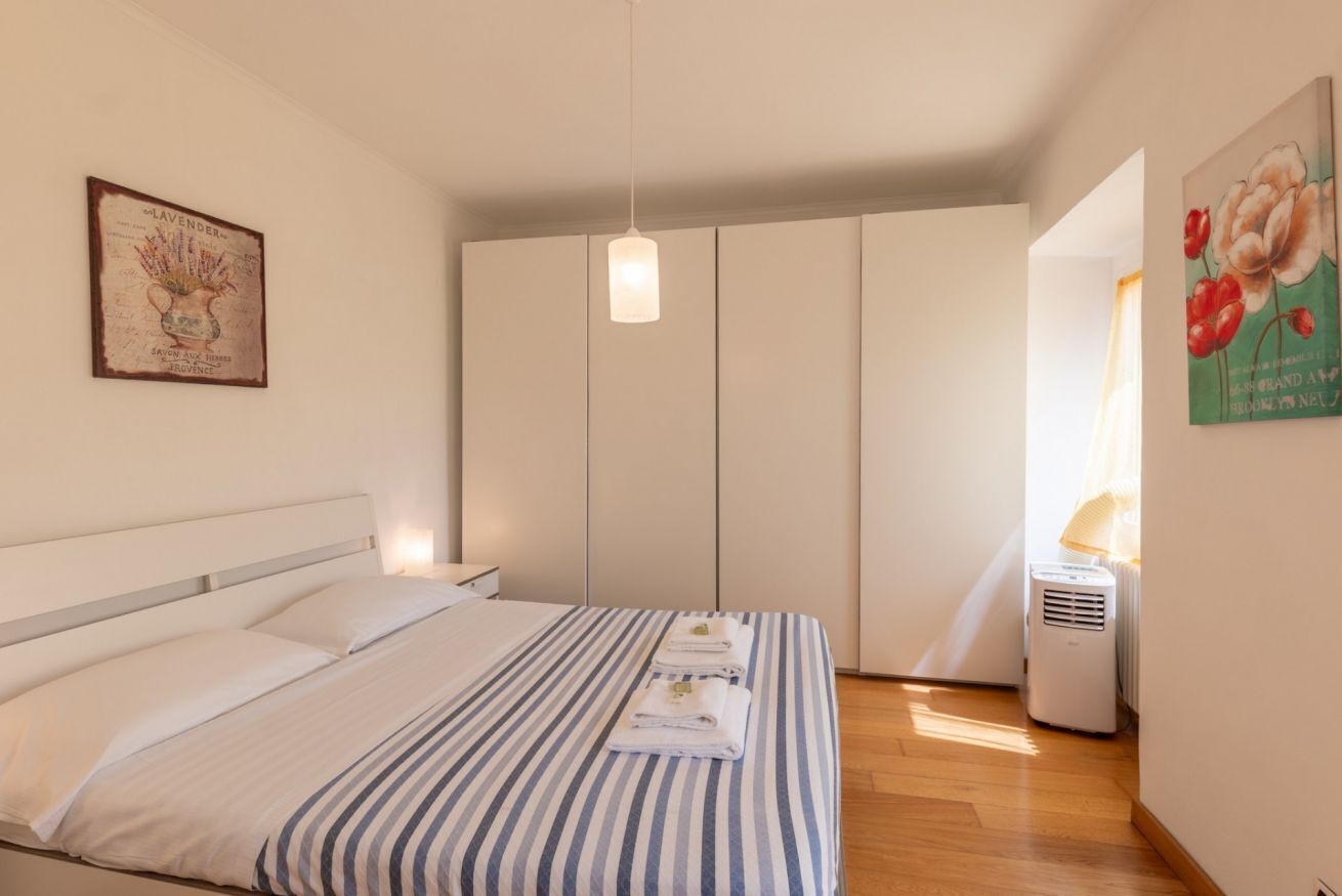 3 bedrooms, iron/ironing board