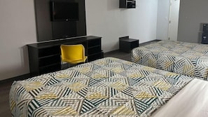 Iron/ironing board, free WiFi, bed sheets - Motel 6 Rockford, IL – RFD Airport (Rockford)
