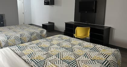 Motel 6 Rockford, IL – RFD Airport