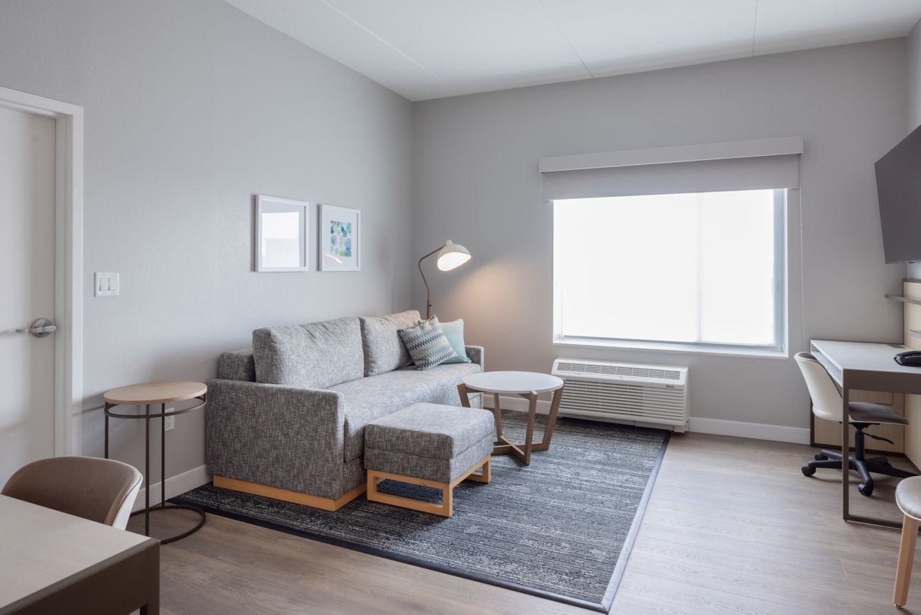 Bureau, rideaux occultants, lits bébé (gratuits), Wi-Fi gratuit