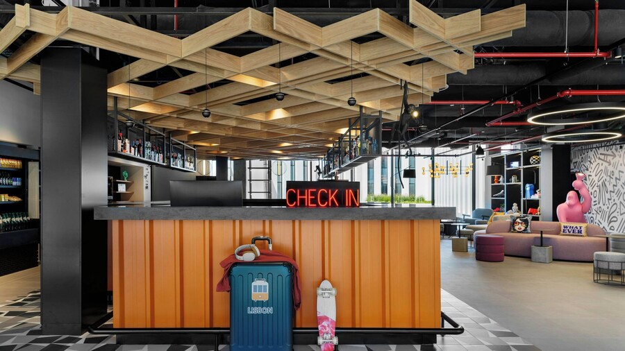 Moxy Alfragide Lisboa