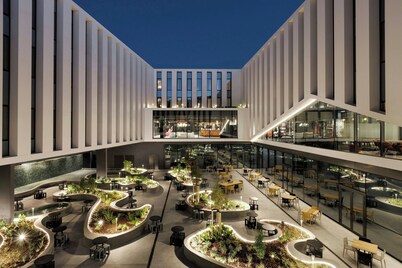 Moxy Alfragide Lisboa
