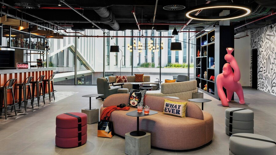 Moxy Alfragide Lisboa