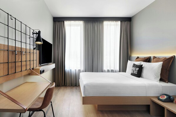 In-room safe, desk, free WiFi, bed sheets