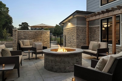 Residence Inn By Marriott Richmond Airport