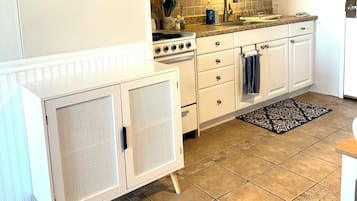 Micro-ondas, fogão, cooktop