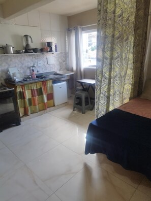 Interior - Charming Studio Apartment 1 Block Bardot Beachfront Búzios Rua das Pedras Armação Beach (Village de Búzios Armação dos Búzios)