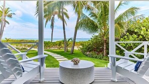 Ocean View Cottage | In-room safe, desk, laptop workspace, soundproofing - The Potlatch Club (Governor's Harbour)