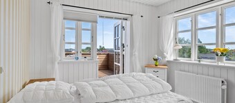 Amazing home in Børkop with WiFi