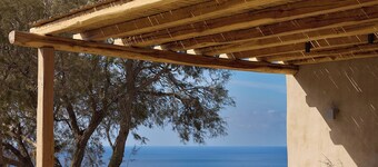 Mousti's Cell Traditional Cycladic Farmhouse