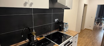 7/10 Apartment