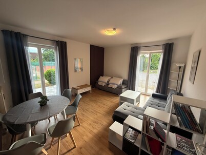 7/10 Apartment