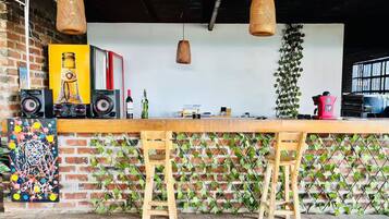 Bar (på overnatningsstedet)