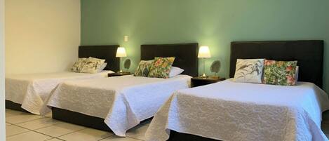 1 bedroom, WiFi, bed sheets