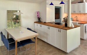 Fridge, microwave, dishwasher, coffee/tea maker