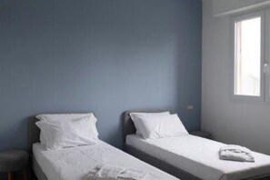 3 chambres, bureau, fer et planche à repasser, Wi-Fi gratuit