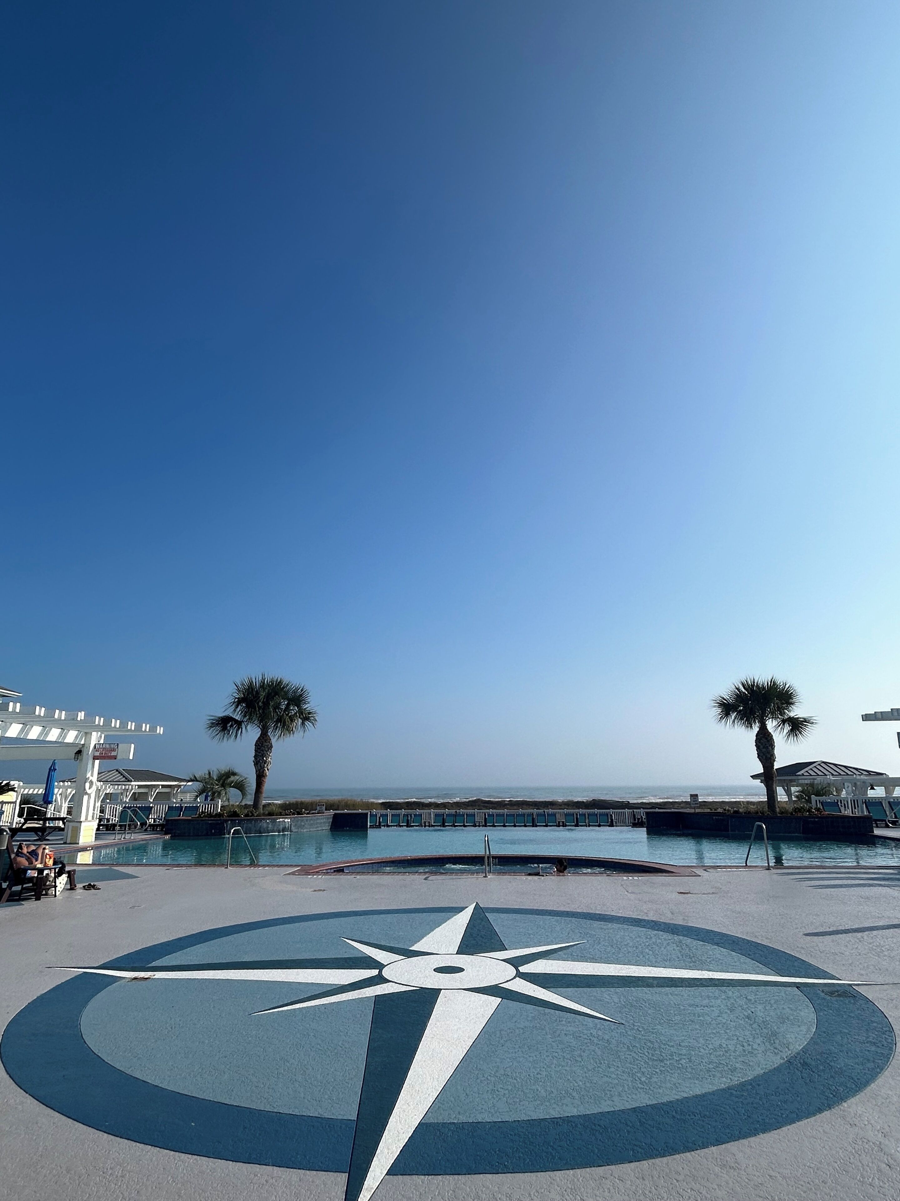 Piscina a l'aire lliure i piscina climatitzada 