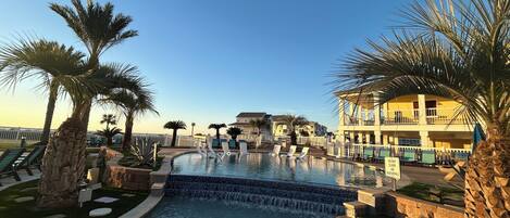 Piscine extérieure, piscine chauffée