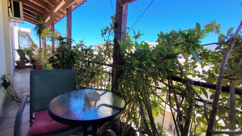     Καλώς ήρθατε στη βάση των διακοπών σας.