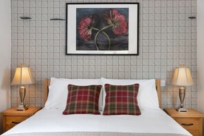 3 soverom, skrivebord, strykejern/-brett og wi-fi (inkludert)