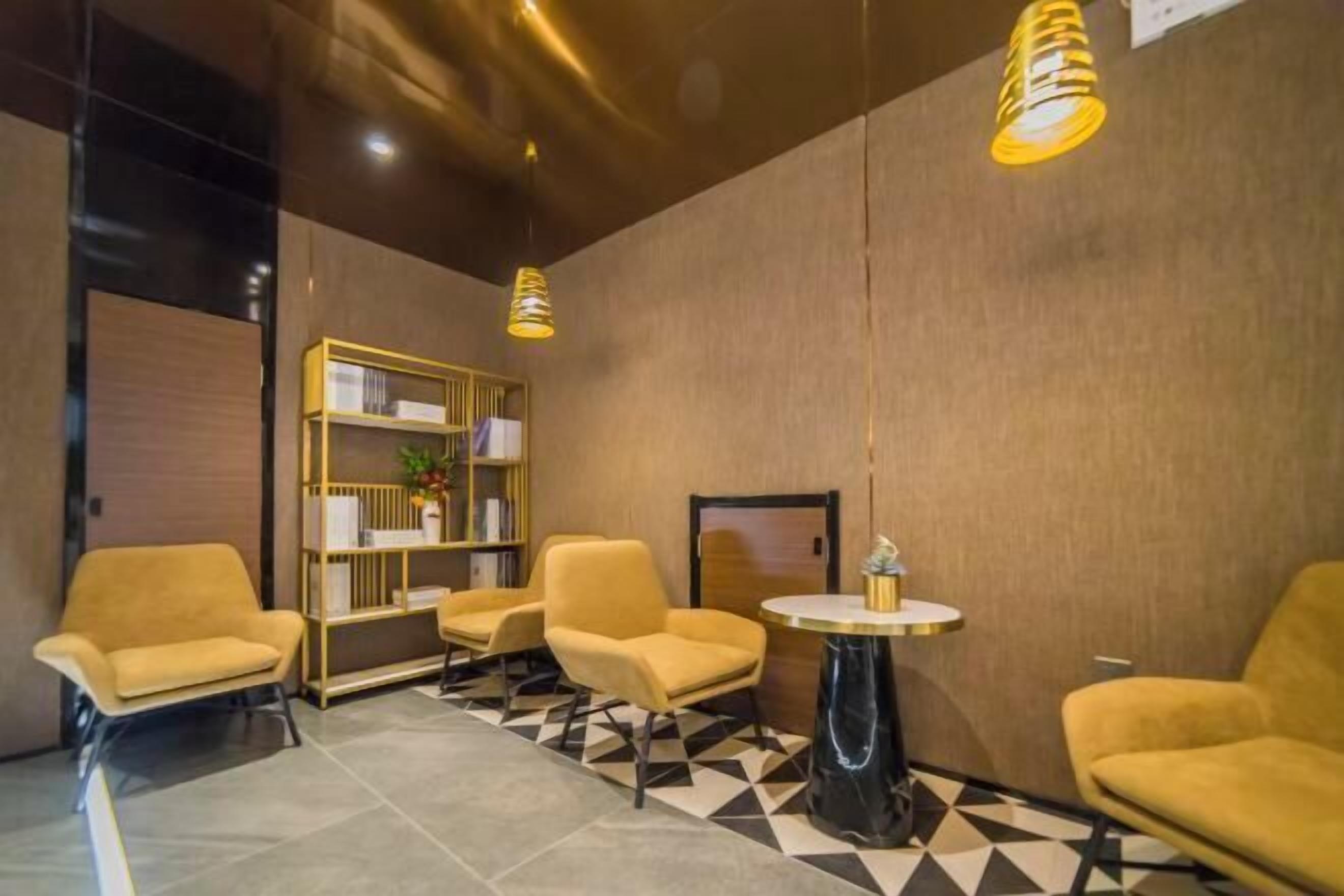 ศูนย์ธุรกิจ