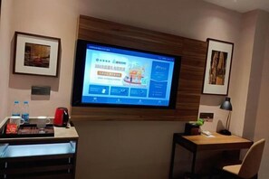 Room - Homeinn Plus Hotel (Qingdao Weihai Road Taidong Pedestrian Street) (Qingdao)
