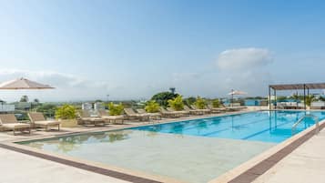 Apartment, 1 Bedroom, Accessible, Balcony | Pool | Outdoor pool