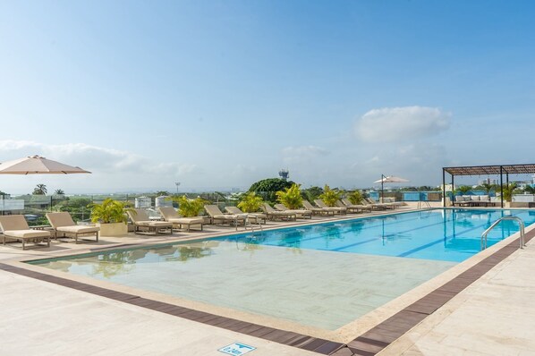 Apartment, 1 Schlafzimmer, barrierefrei, Balkon | Pool | Außenpool