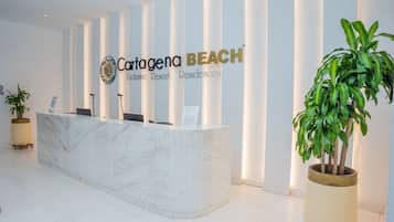 Apartment, 1 Bedroom, Accessible, Balcony | Lobby