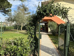 Appartement, 2 chambres, patio, vue jardin | Jardin