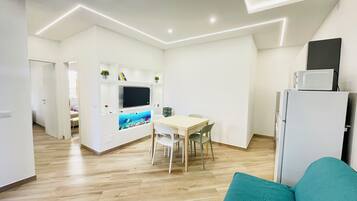 Villa, 2 Bedrooms, Patio, Garden View | Living room