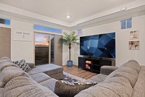 TV