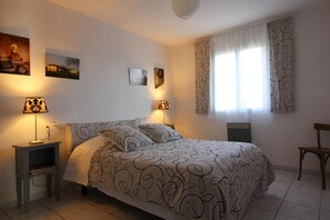 3 bedrooms, iron/ironing board, travel crib, internet - Gite de Cezac - CEZAC (CEZAC)