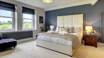 5 bedrooms, individually decorated, individually furnished, free WiFi