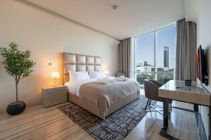 1 bedroom, desk, free WiFi, bed sheets