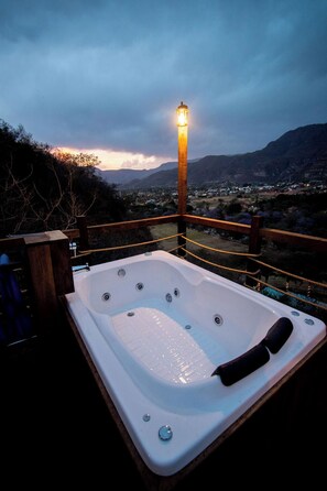 Deluxe Villa, Balcony, Mountain View | Private spa tub - Glamping Malikualli (Malinalco)