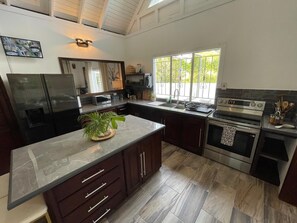 Private kitchen - Havenhill is a scenic & happening Escape for 7! (Diego Martin)