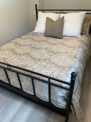 2 slaapkamers, wifi, beddengoed