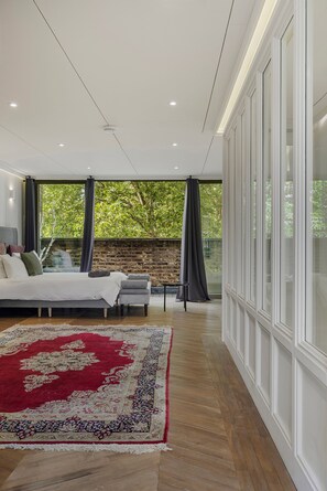 5 chambres, bureau, fer et planche à repasser, Wi-Fi gratuit