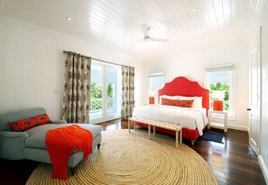 9 bedrooms, desk, iron/ironing board, travel cot