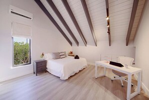 2 bedrooms, desk, iron/ironing board, travel cot