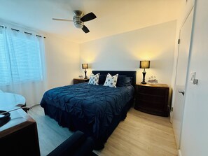 1 slaapkamer, een bureau, een strijkplank/strijkijzer, gratis wifi