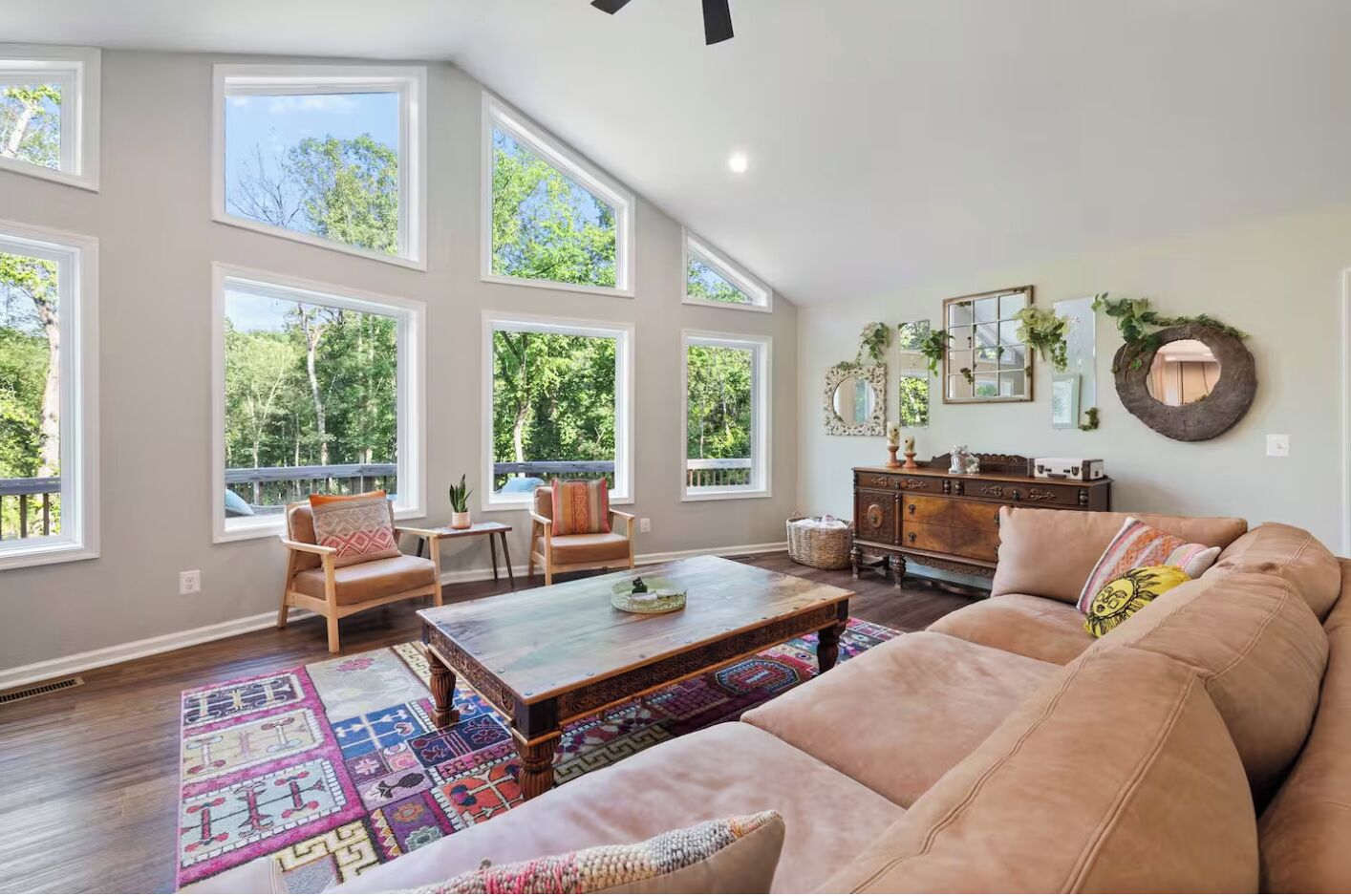 TV, peis og stereoanlegg