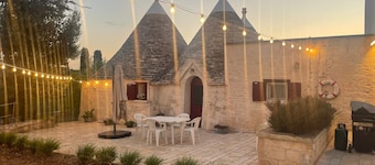 THE TRULLI OF MAYA ENCHANTED PLACE & SWIMMING POOL IN MONOPOLI