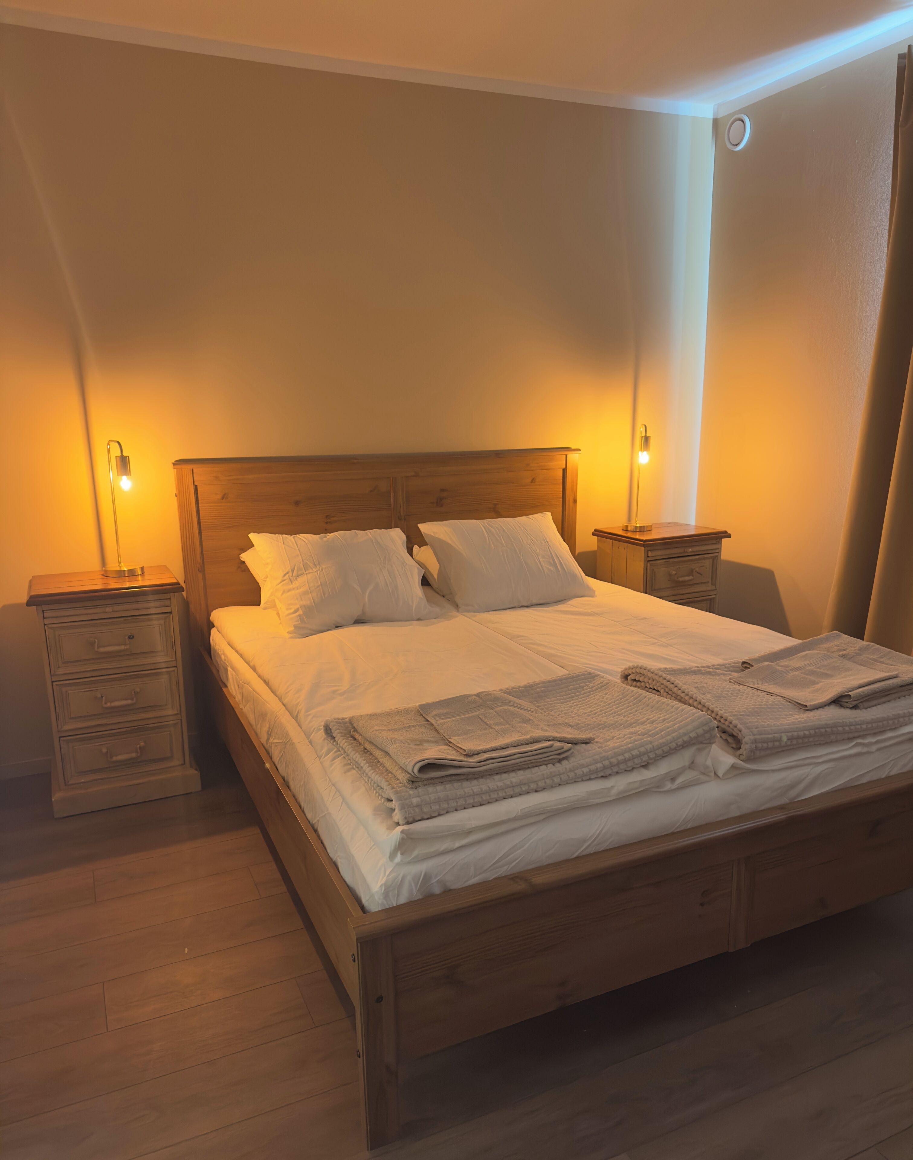 Basic Double Room, Patio, Garden View | Pillowtop beds, blackout drapes, soundproofing, travel crib