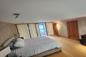 3 chambres, fer et planche à repasser, Wi-Fi, draps fournis